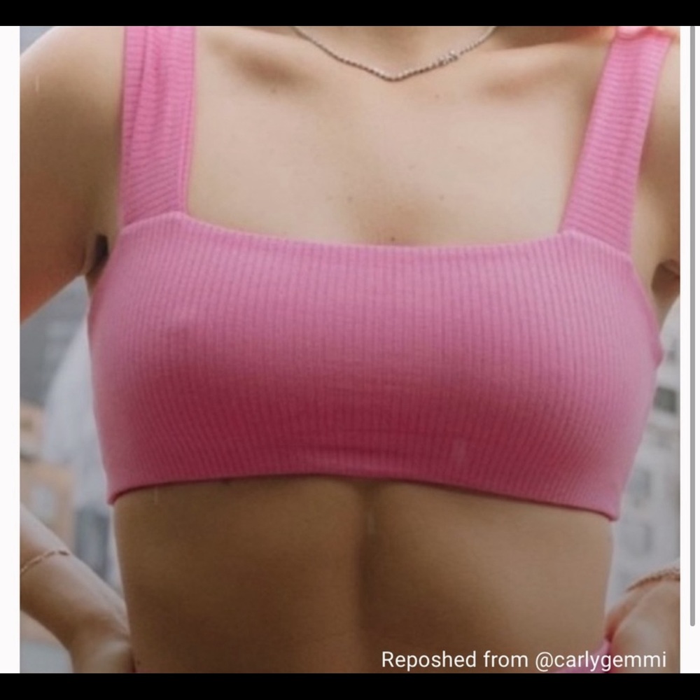 Daily drills bra sz S AND LEGGINGS !! SZ M — Emily choose this one